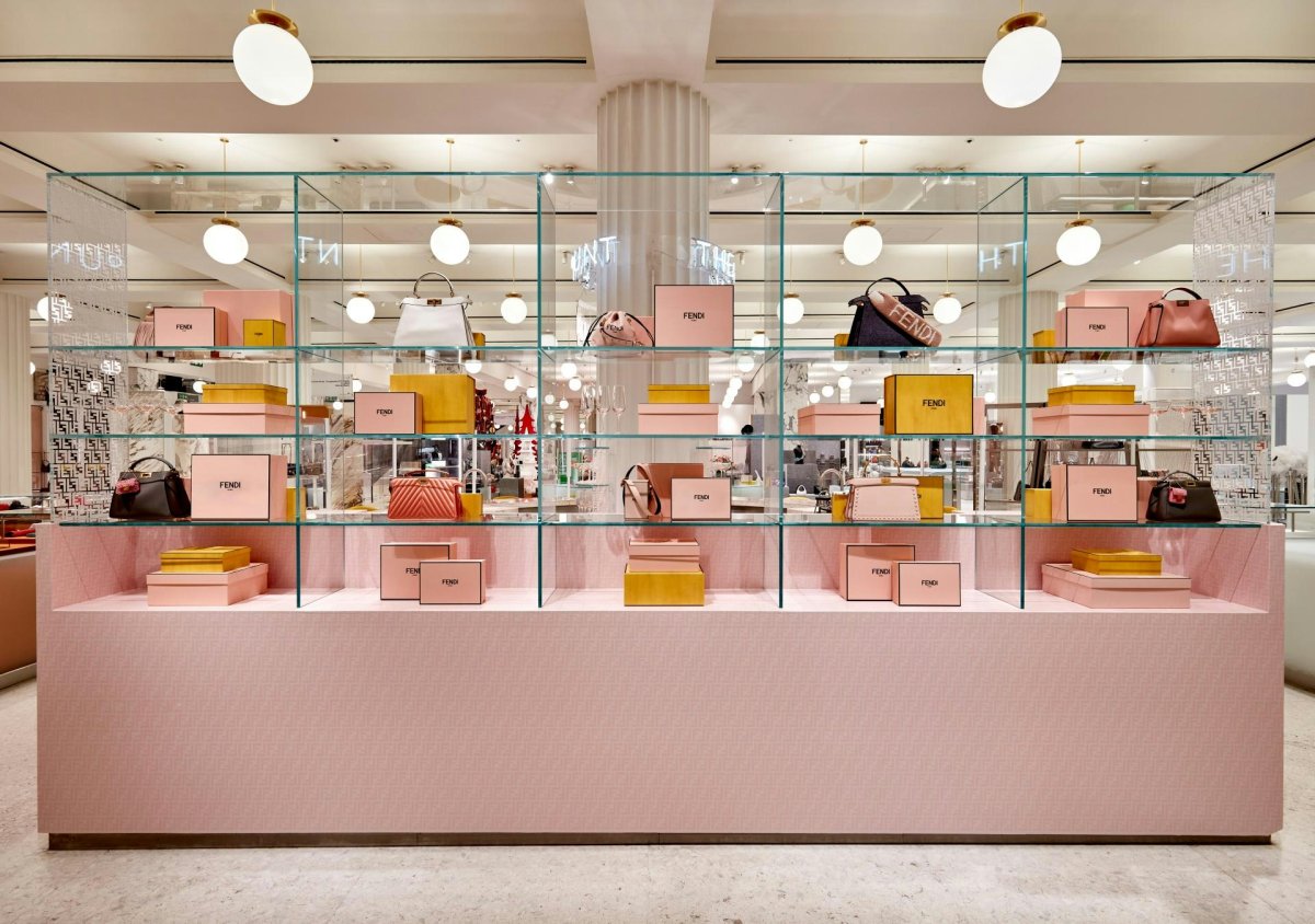 FENDI CAFFE L'Officiel Monaco 3.jpg