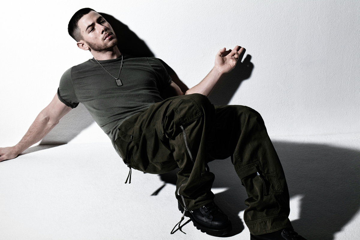 Shirt MHL BY MARGARET HOWELL Pants DSQUARED2 Shoes NICK'S OWN Necklace STYLIST'S OWN