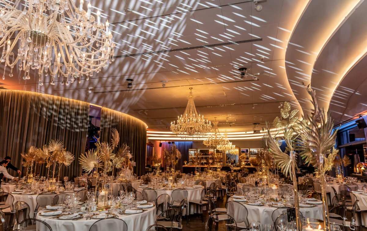 indoors fun hall banquet person chandelier lamp