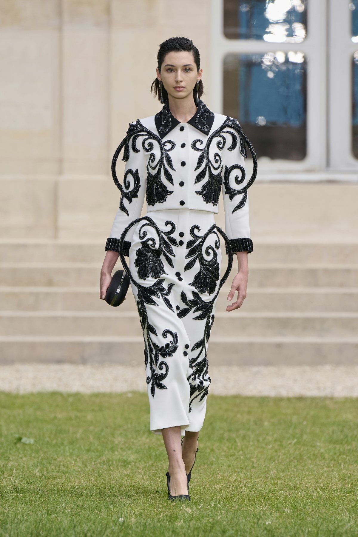 lady person adult male man clothing dress formal wear suit