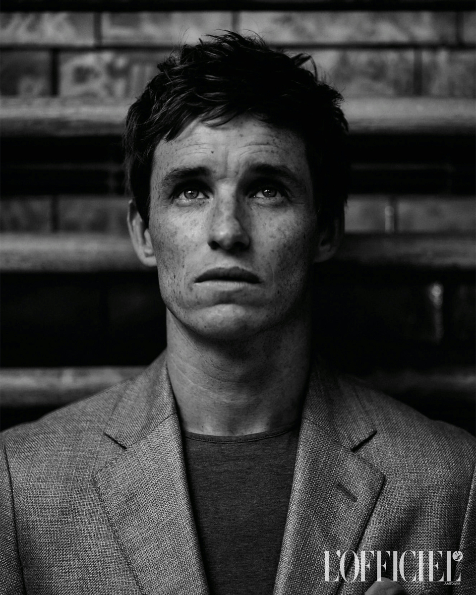 Cashmere and silk blazer, LORO PIANA; sweater, JIL SANDER BY LUCIE AND LUKE MEIER