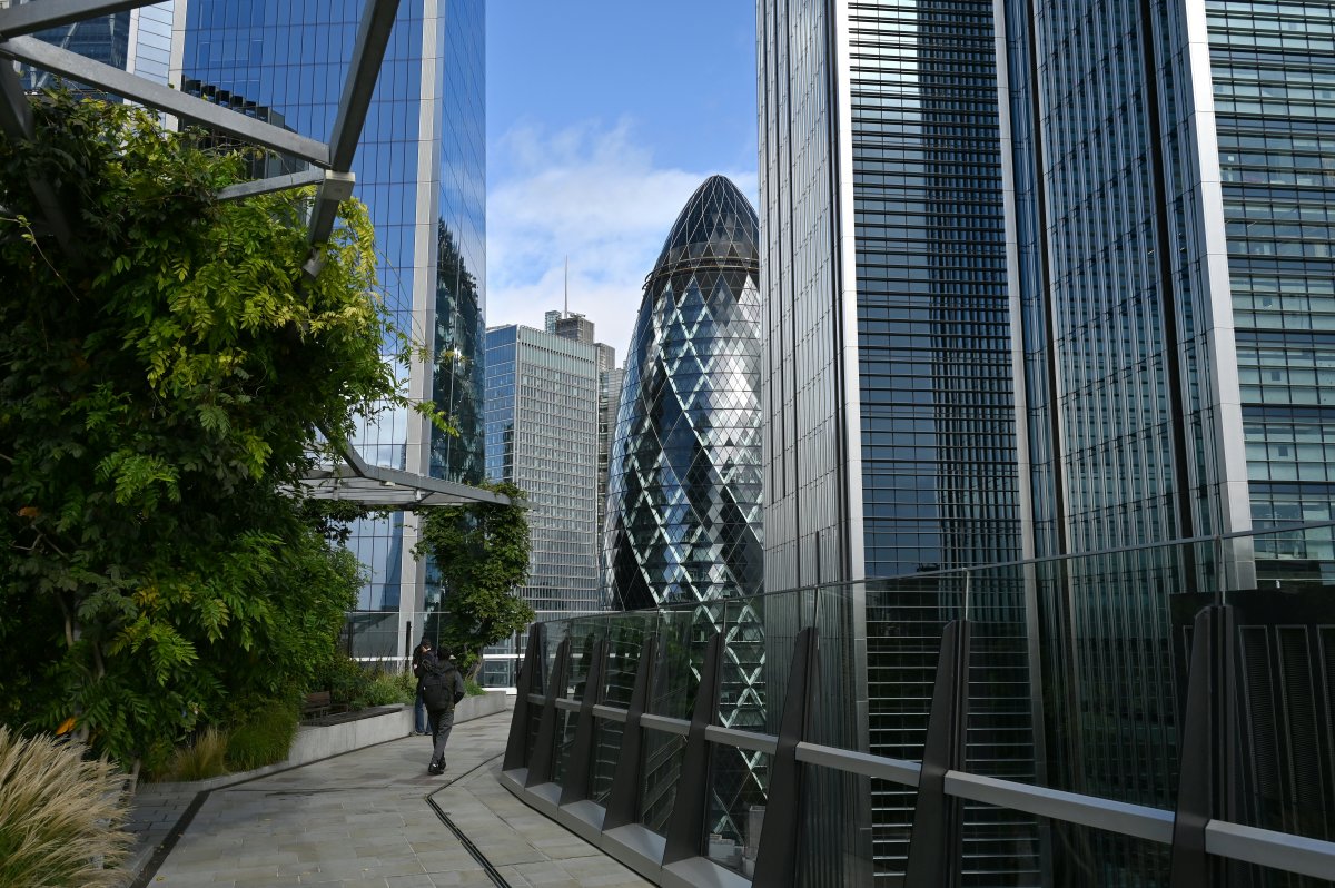 london person gherkin landmark city