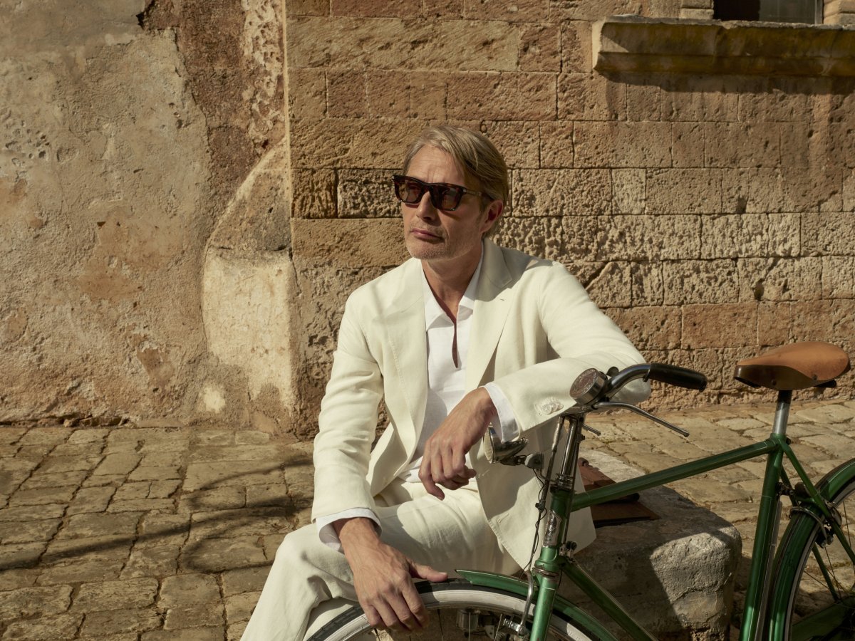 adult male man person accessories glasses bicycle transportation vehicle cycling